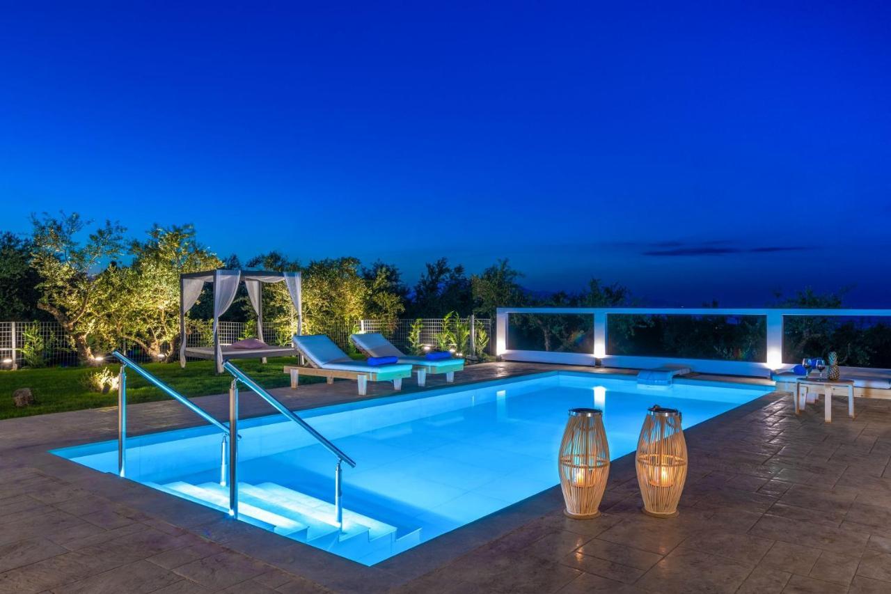 Farao Villa Kypseli ภายนอก รูปภาพ